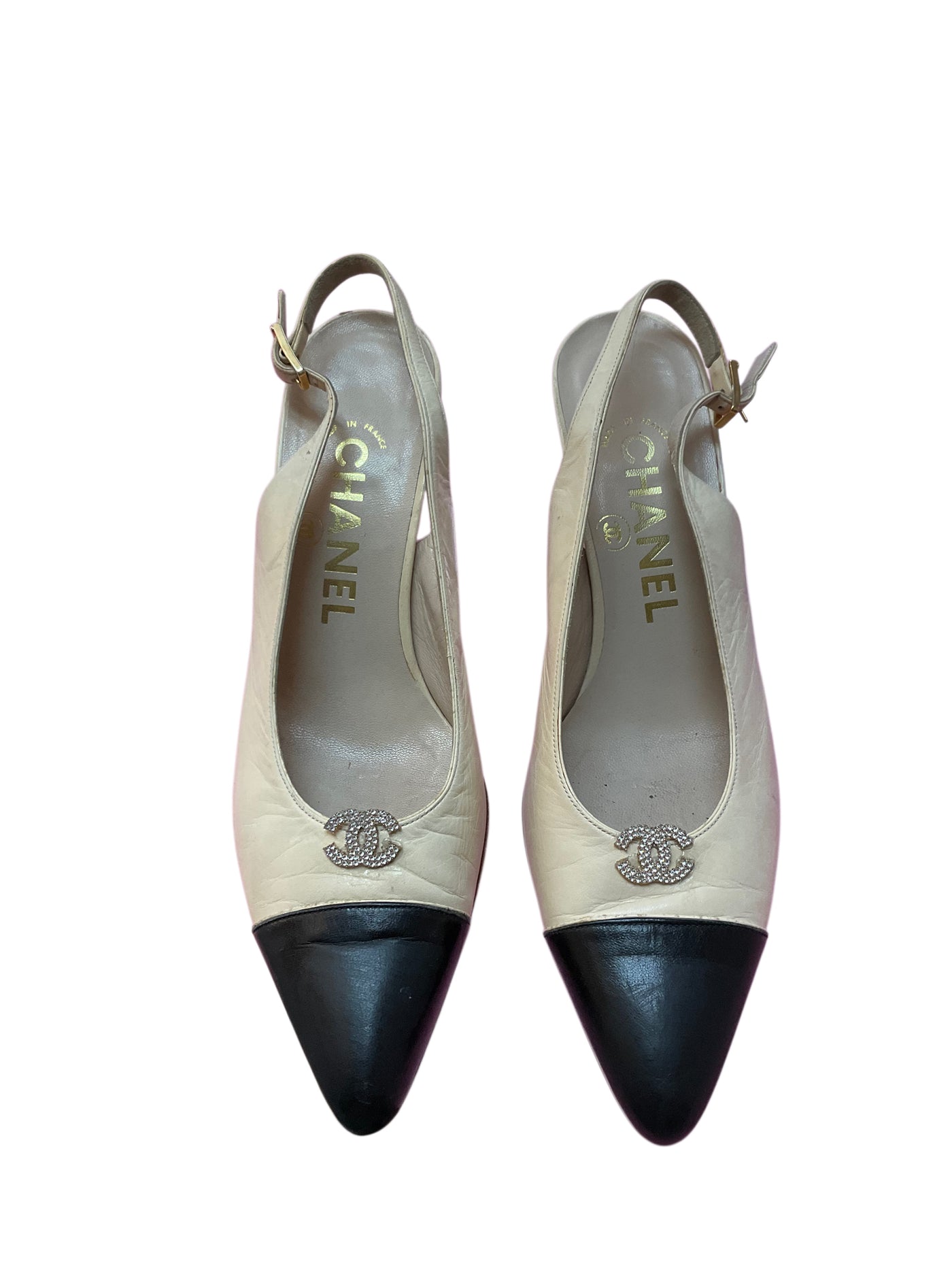 chanel Size 37 Cream Shoes