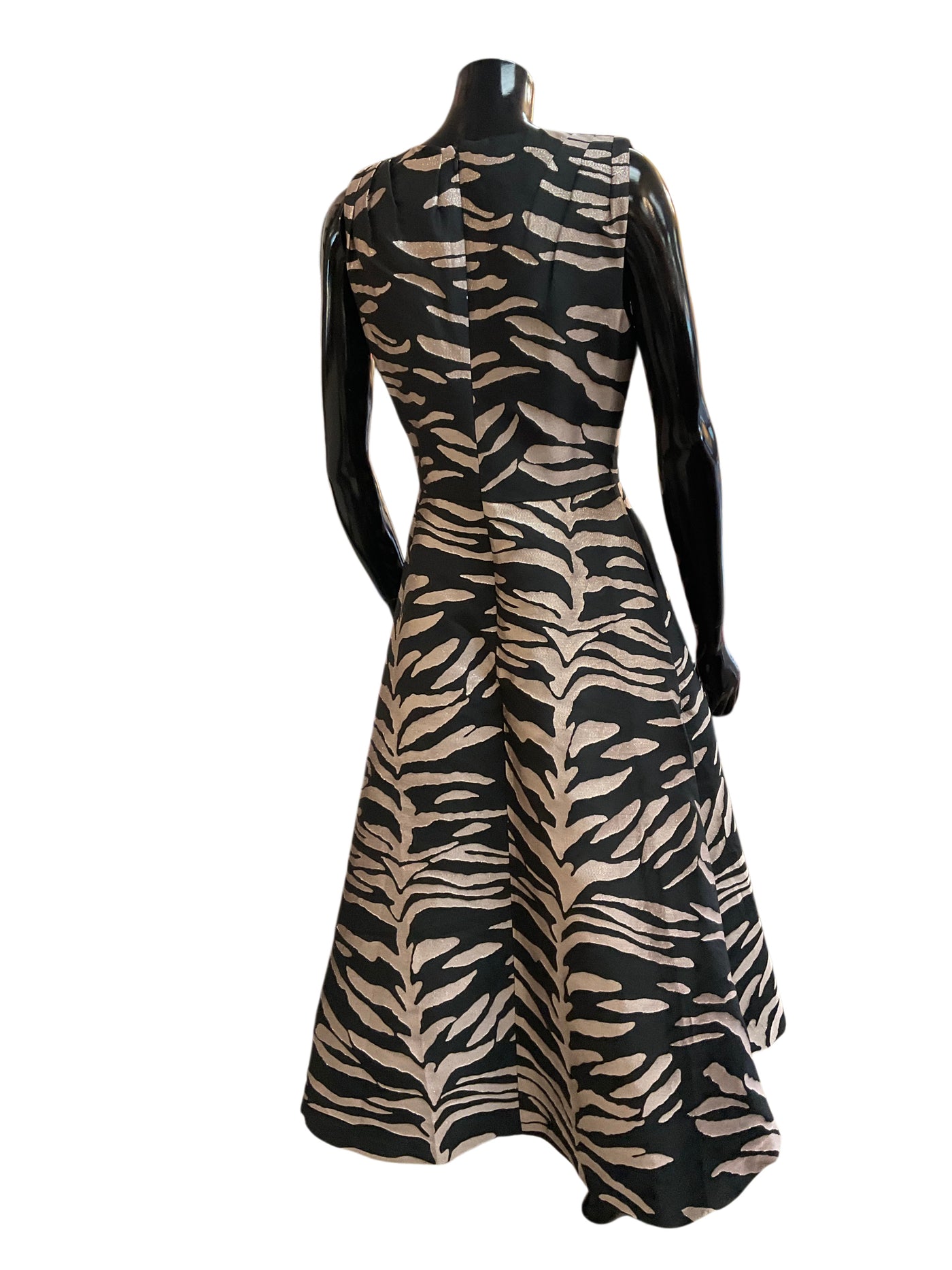 Kay Unger Size 6 Zebra Dress